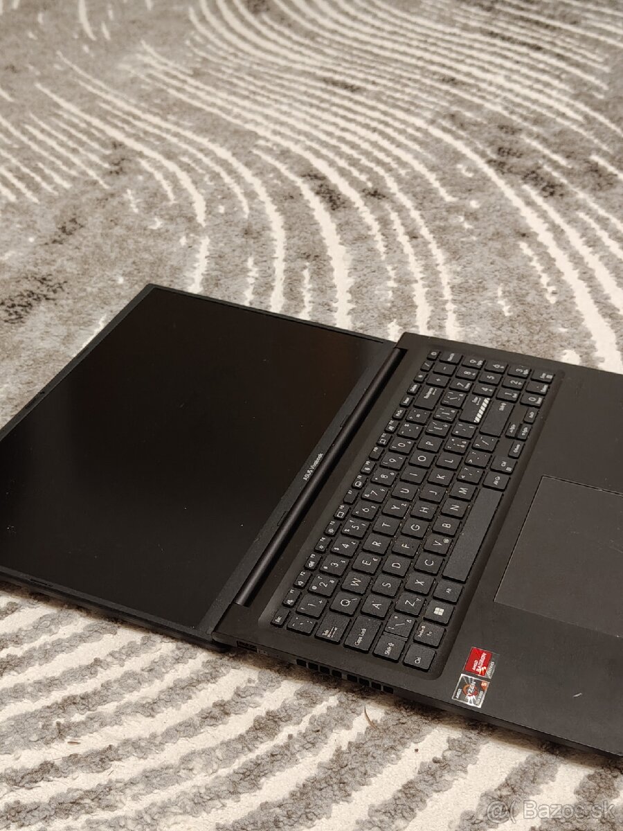 Asus vivobook notebook - 7