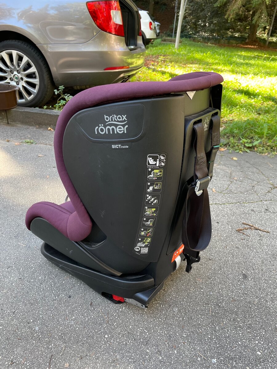 Britax Römer - Trifix 2 i-size - 7