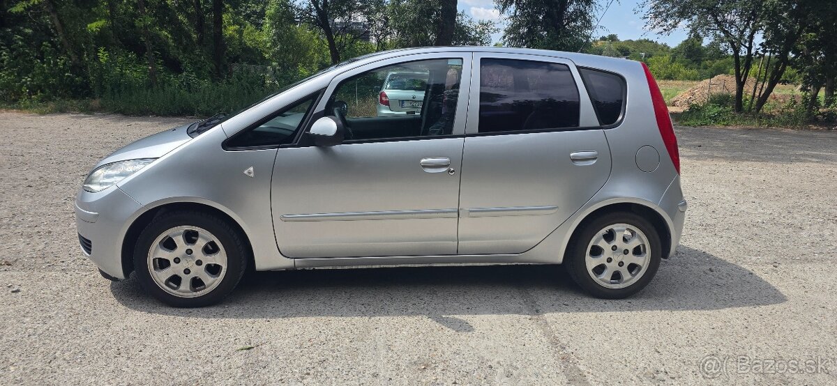 Mitsubishi Colt Automat - 7