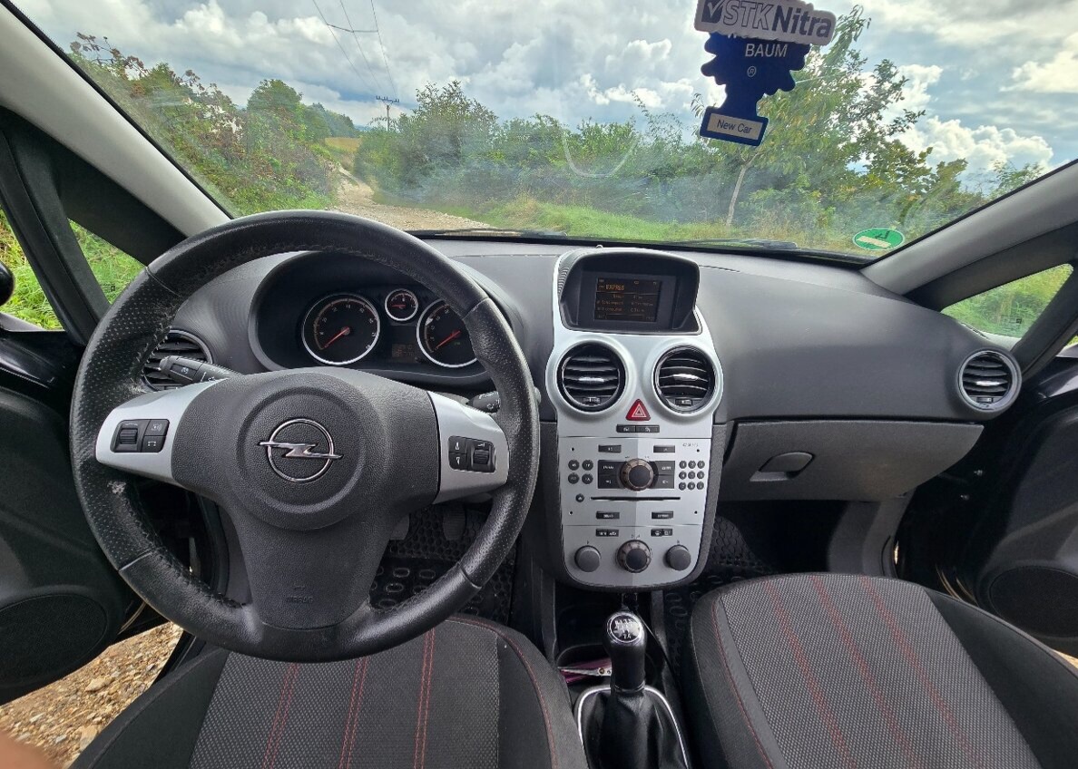 OPEL CORSA D, 1.4 benzín, 2009 - 7