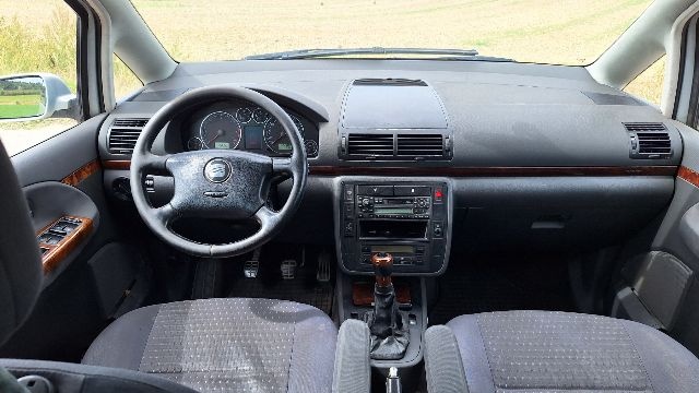 SEAT Alhambra 1.9 TDi,85 kw,STK,EK do 04/2028 - 7