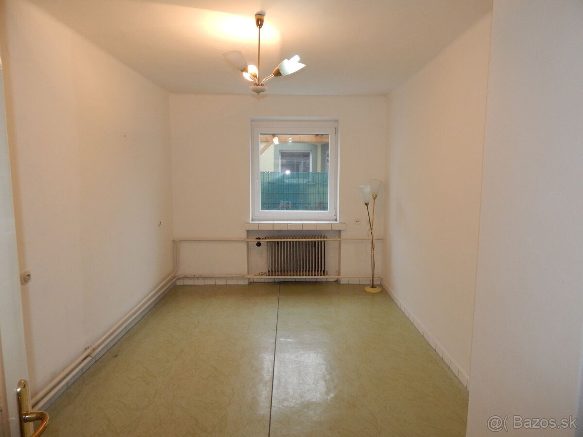 SPEKTRUM REALITY- NA PREDAJ 5-IZBOVÝ DVOJPODLAŽNÝ RODINNÝ DO - 7