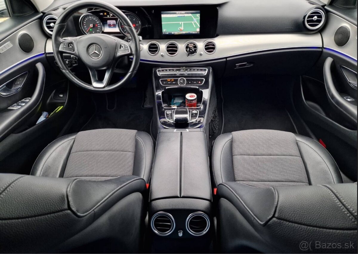 Mercedes-Benz E trieda Sedan 220 d A/T - 7