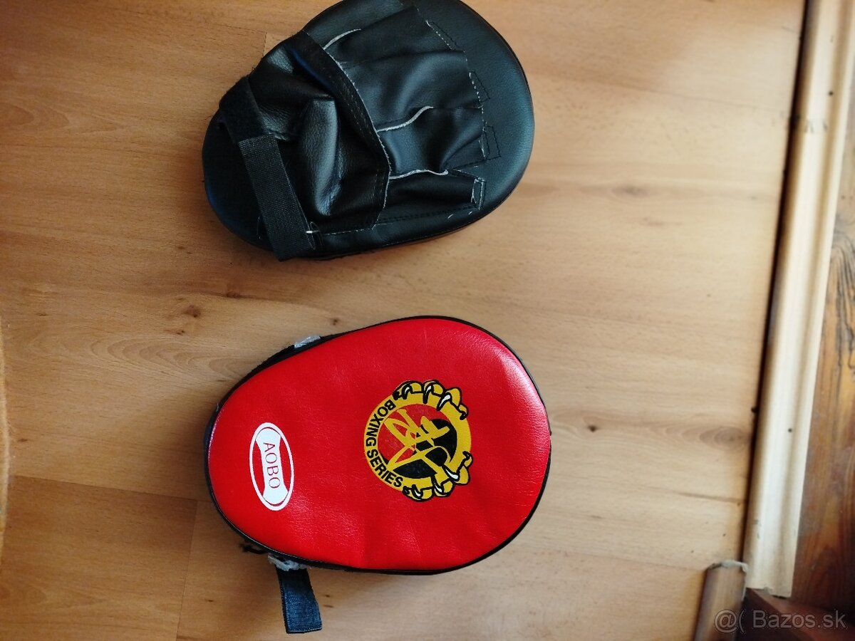 Boxerske veci - ceny dohodou - 7