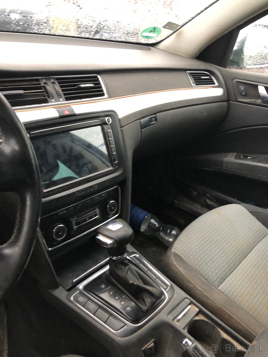 Rozpredám Superb 2 Combi 2.0 TDI - 7