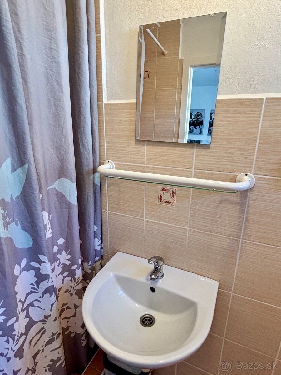 Zachod umývadlo dvere - 7