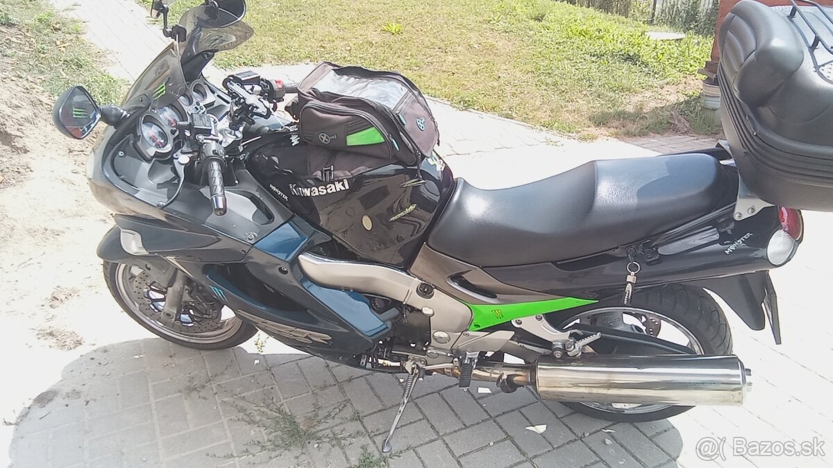 KAWASAKI ZZR 1200 - 7