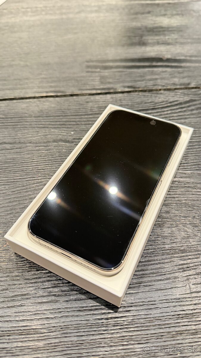 iPhone 15 Pro 256GB Natural Titanium - 7