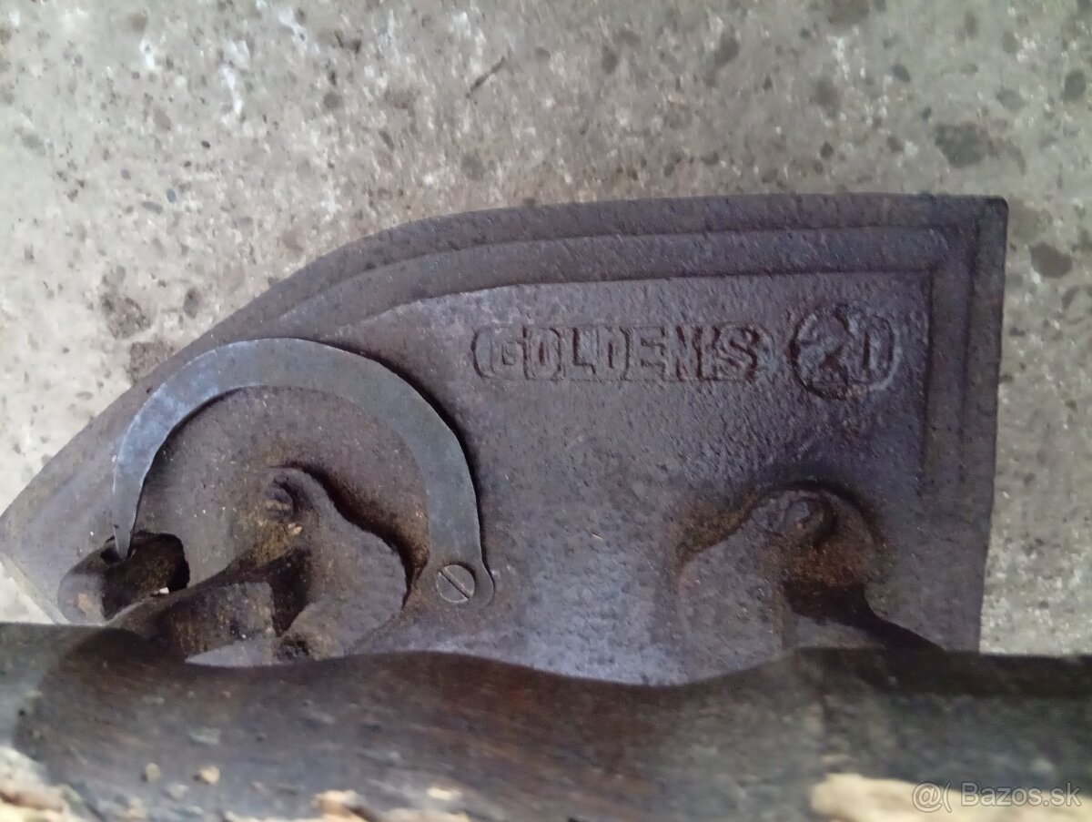 Predám tuto staršiu žehličku - 7