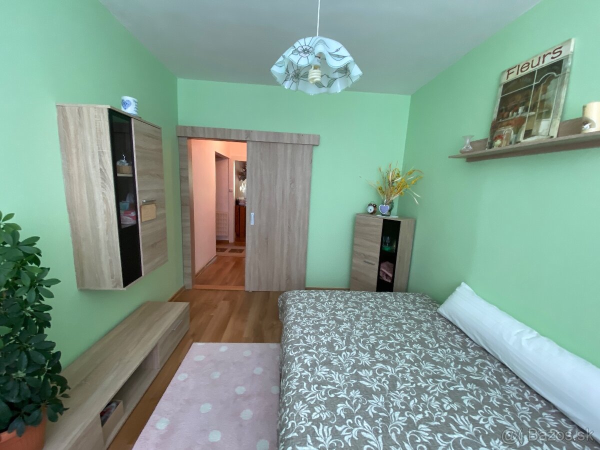 RK EXPRES- na predaj 4 izbový byt v Handlovej. - 7