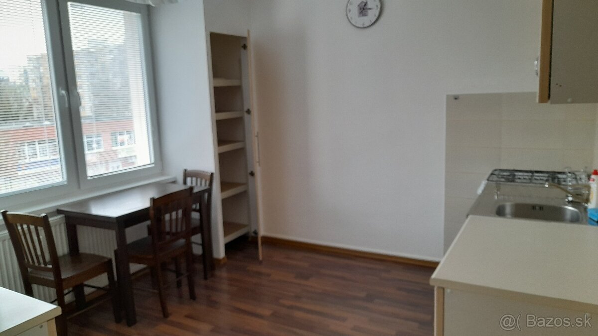 Prenájom 1-izbový byt, Vlčince - 7