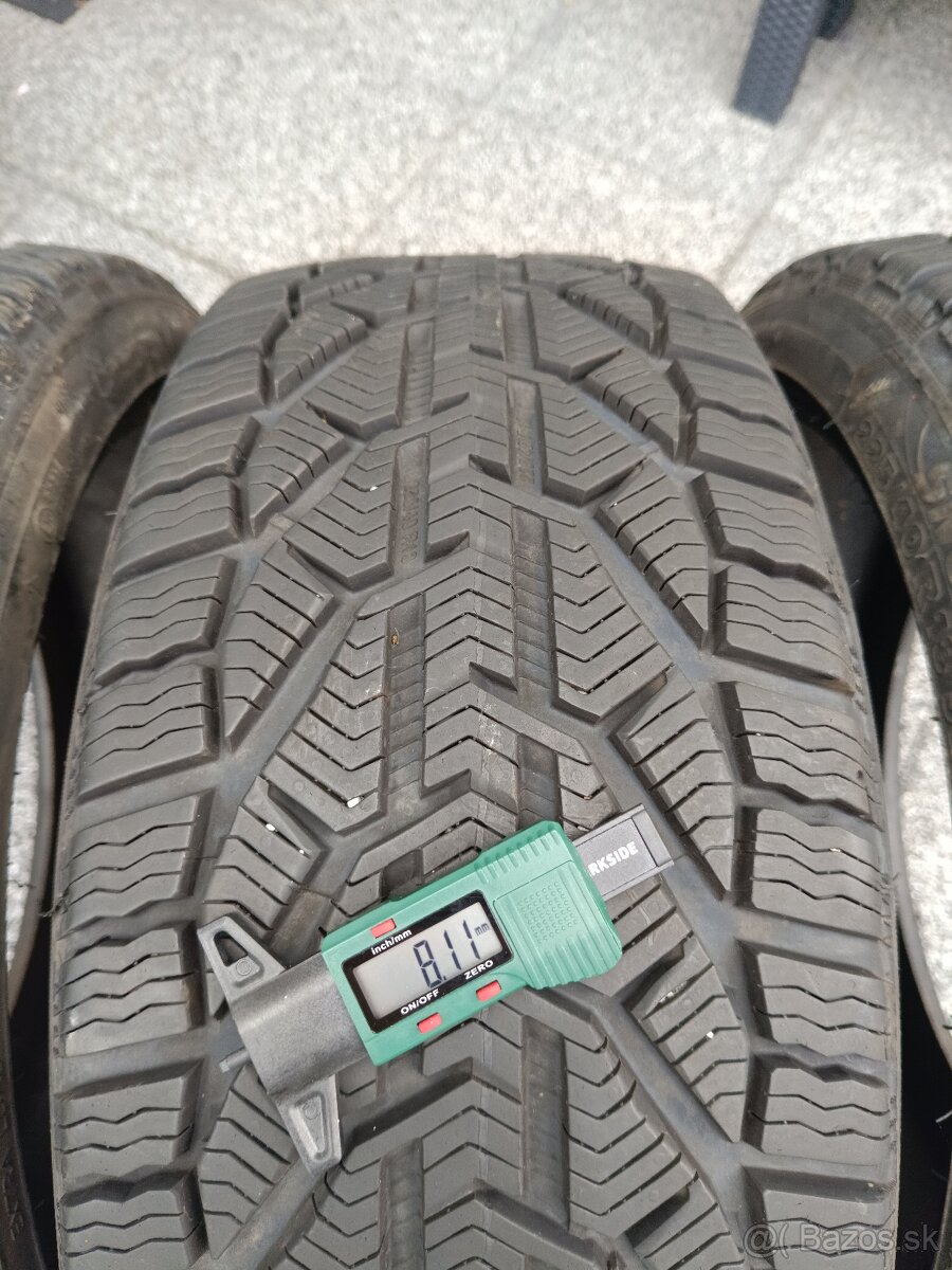 ✅ 225/40 R18 zimné pneu - 7
