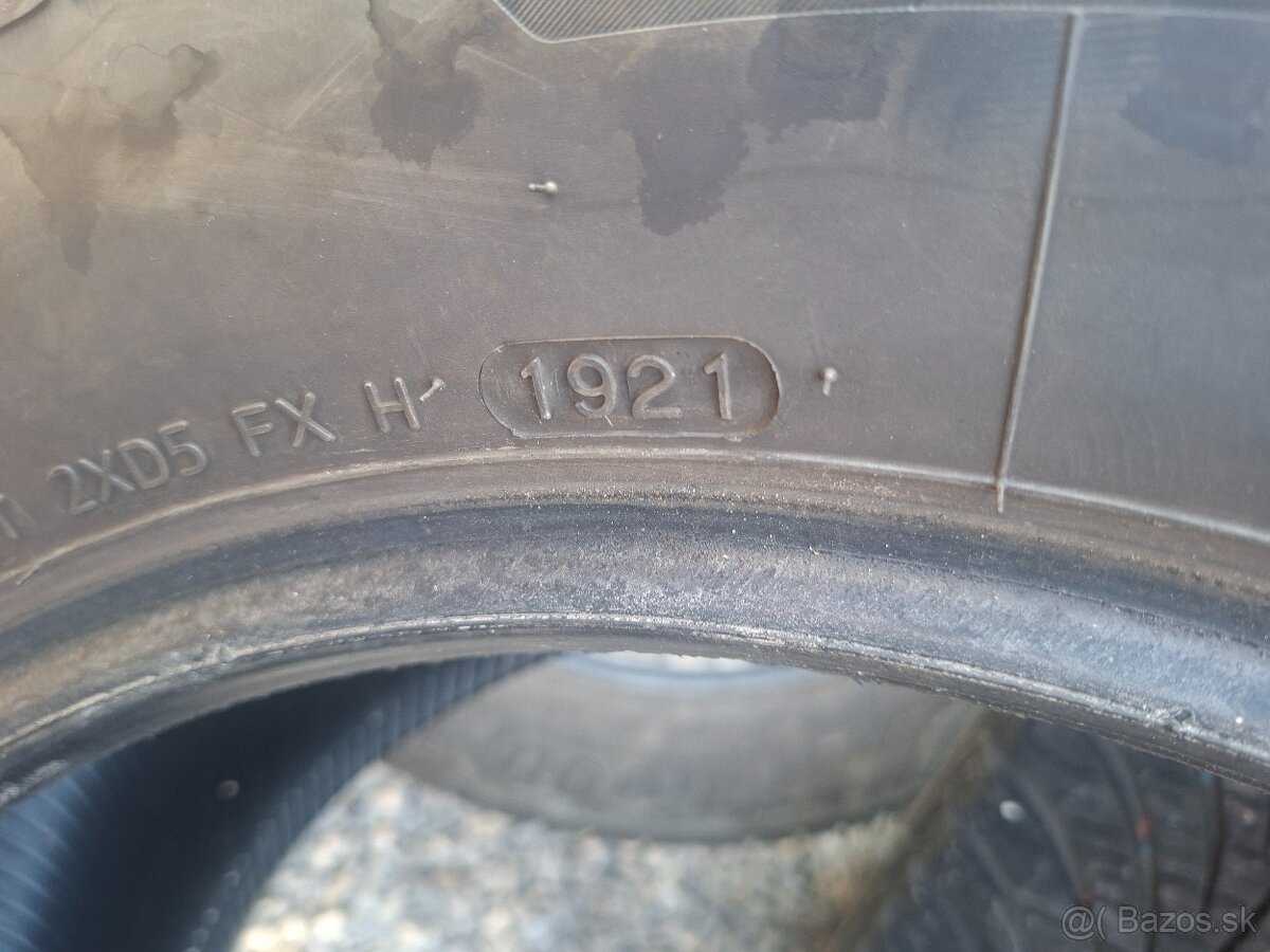 245/65R17 Hankook - 7