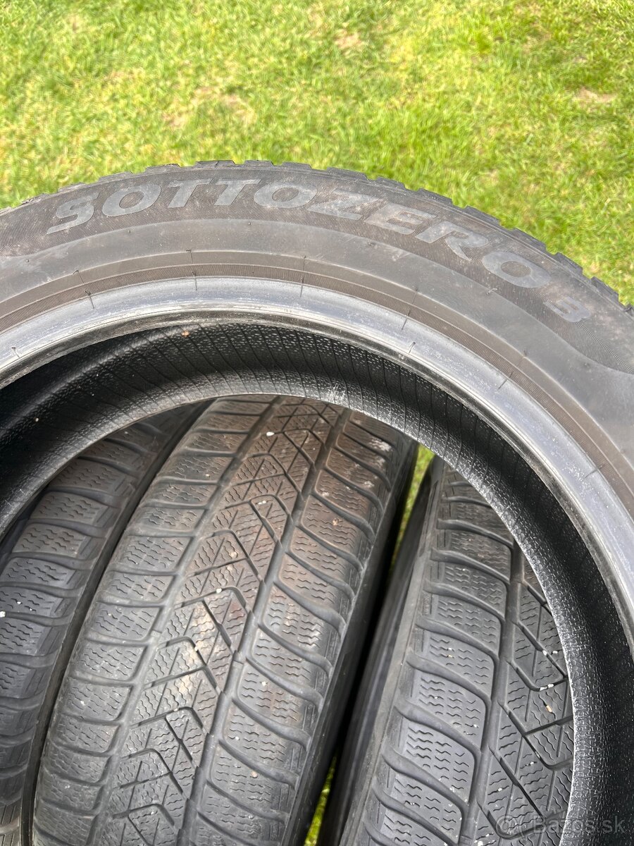Zimne pneu Pirelli 215/50 R18 - 7