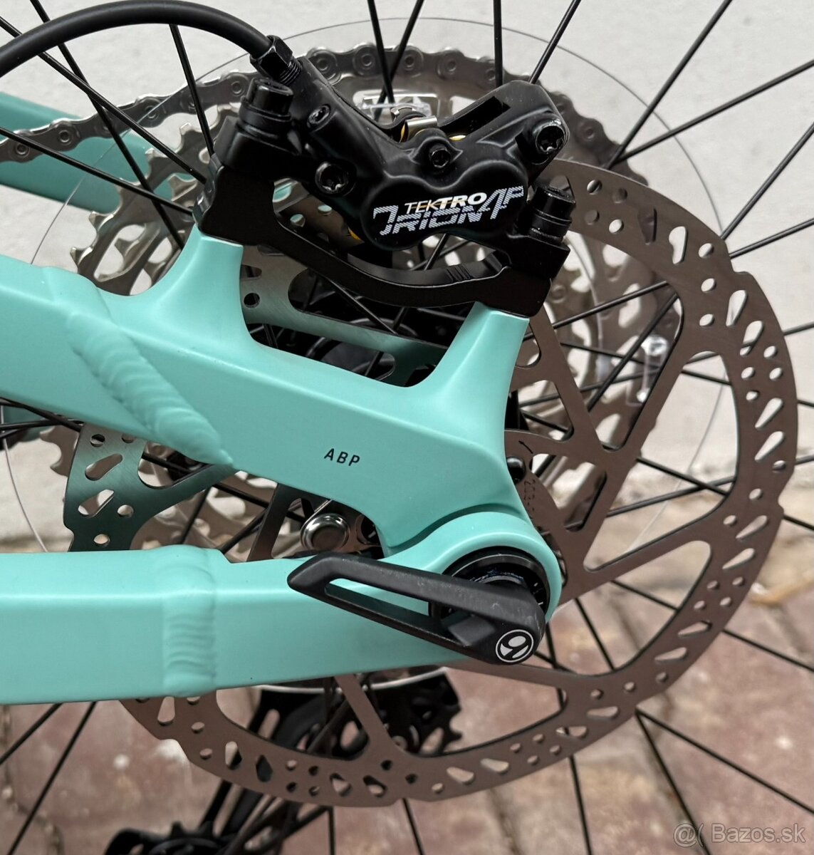 Celoodpruženy elektrobicykel Trek Fuel EXe Alloy 5 - 7