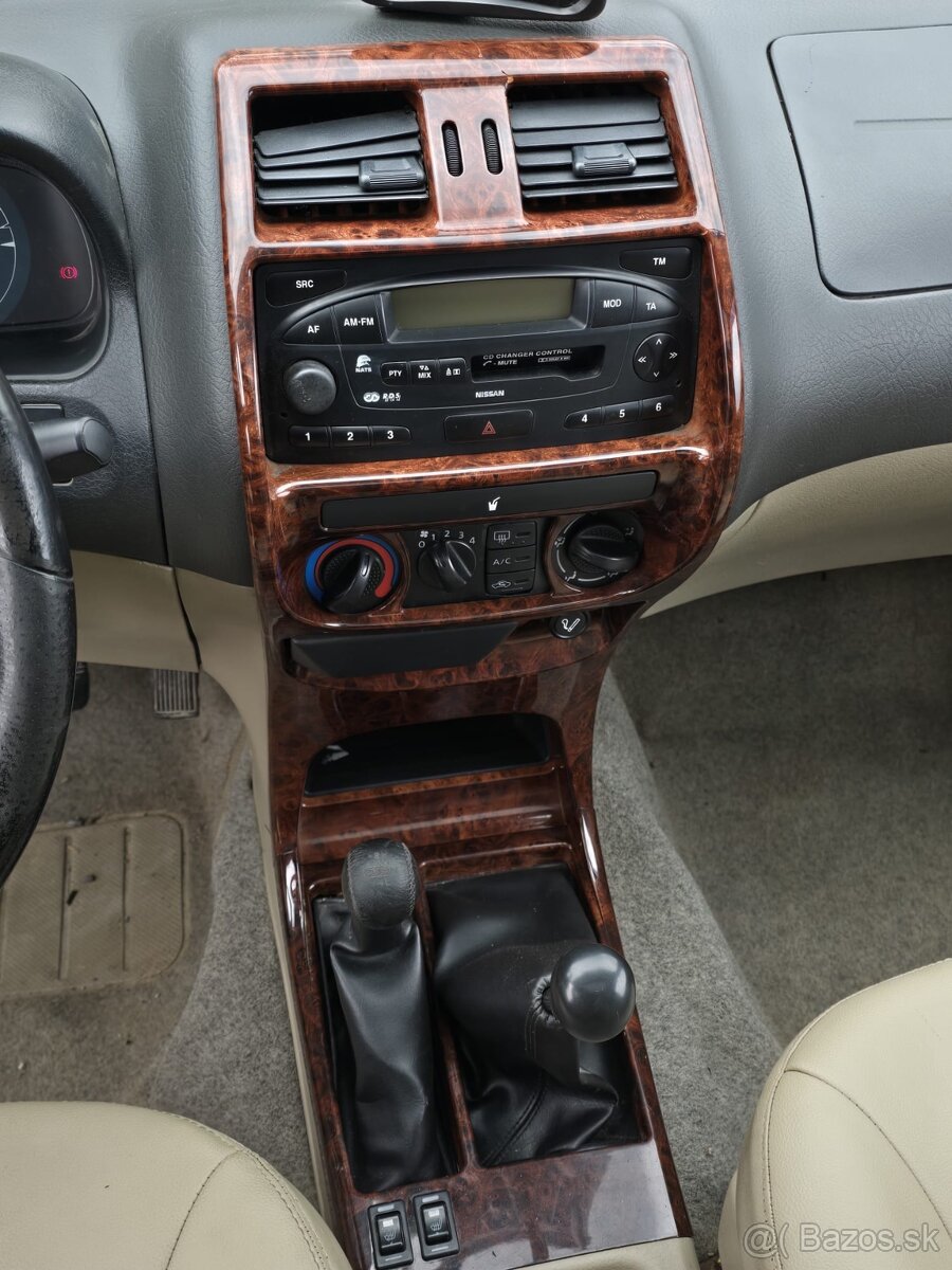 Nissan Terrano II 2.7 - 7