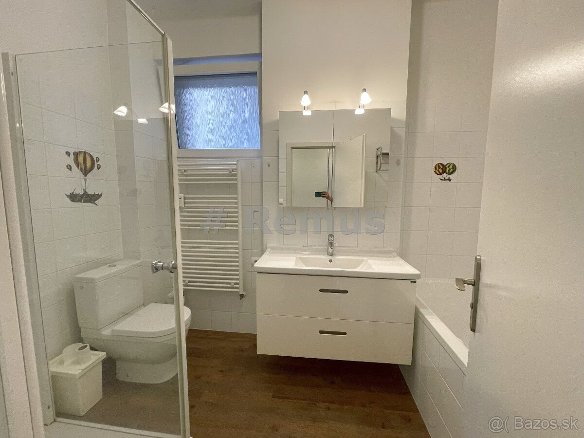 Nájom 3i byt, Krížna vnútroblok, Staré Mesto, 2 balkóny - 7