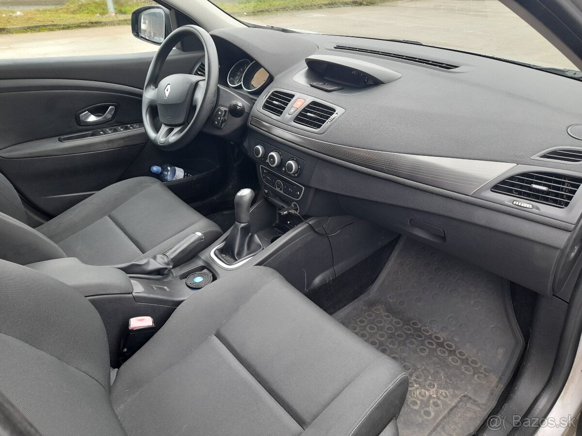 Renault Megane III - 7