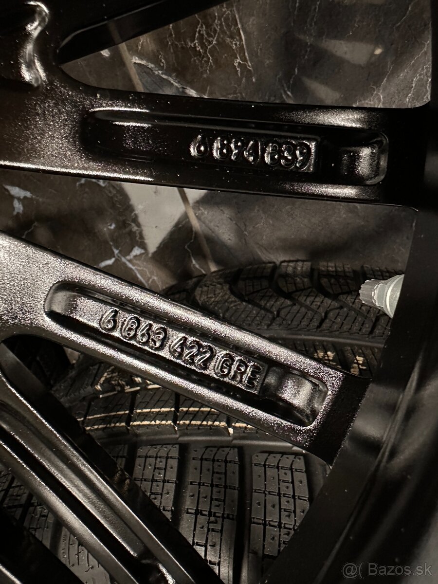 6894839 orig r19 BMW 5er G30 G31 635 Night Gold - 7