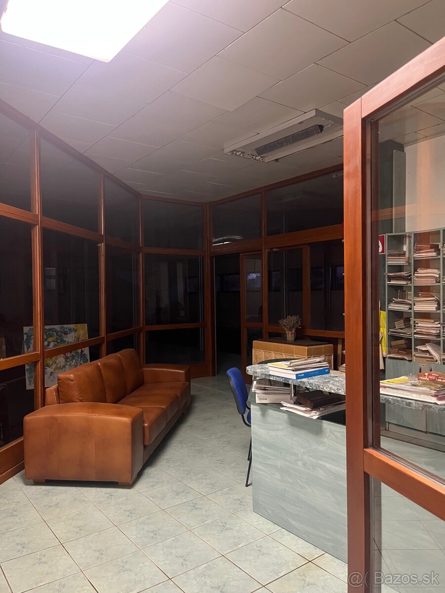 Priemyselný areál na predaj - 7