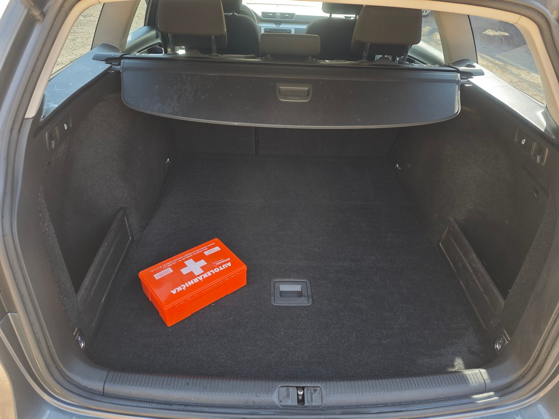 VOLKSWAGEN PASSAT 1.6 TDI B7 - 7