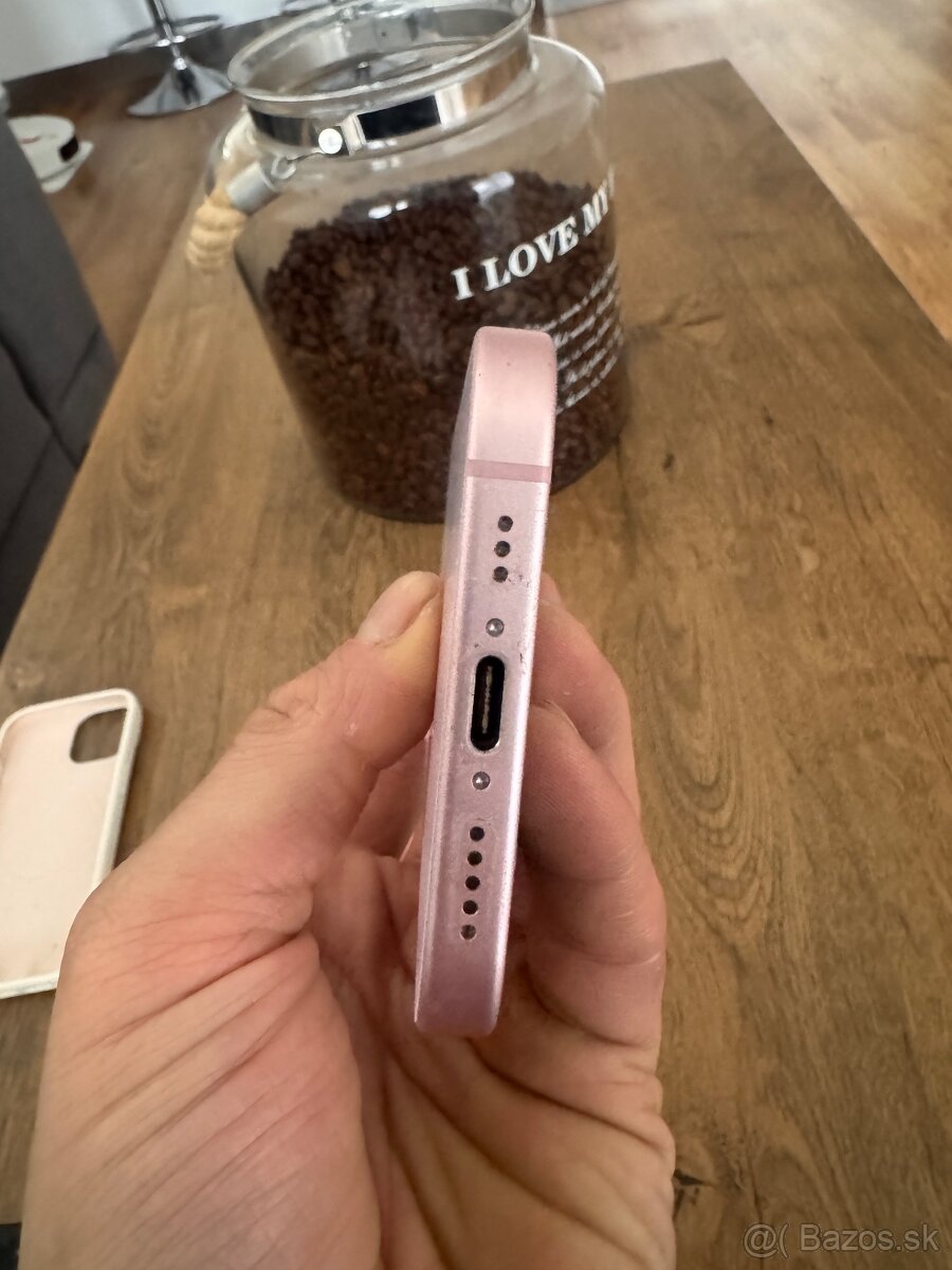 Apple iPhone 15 Pink 128gb - 7