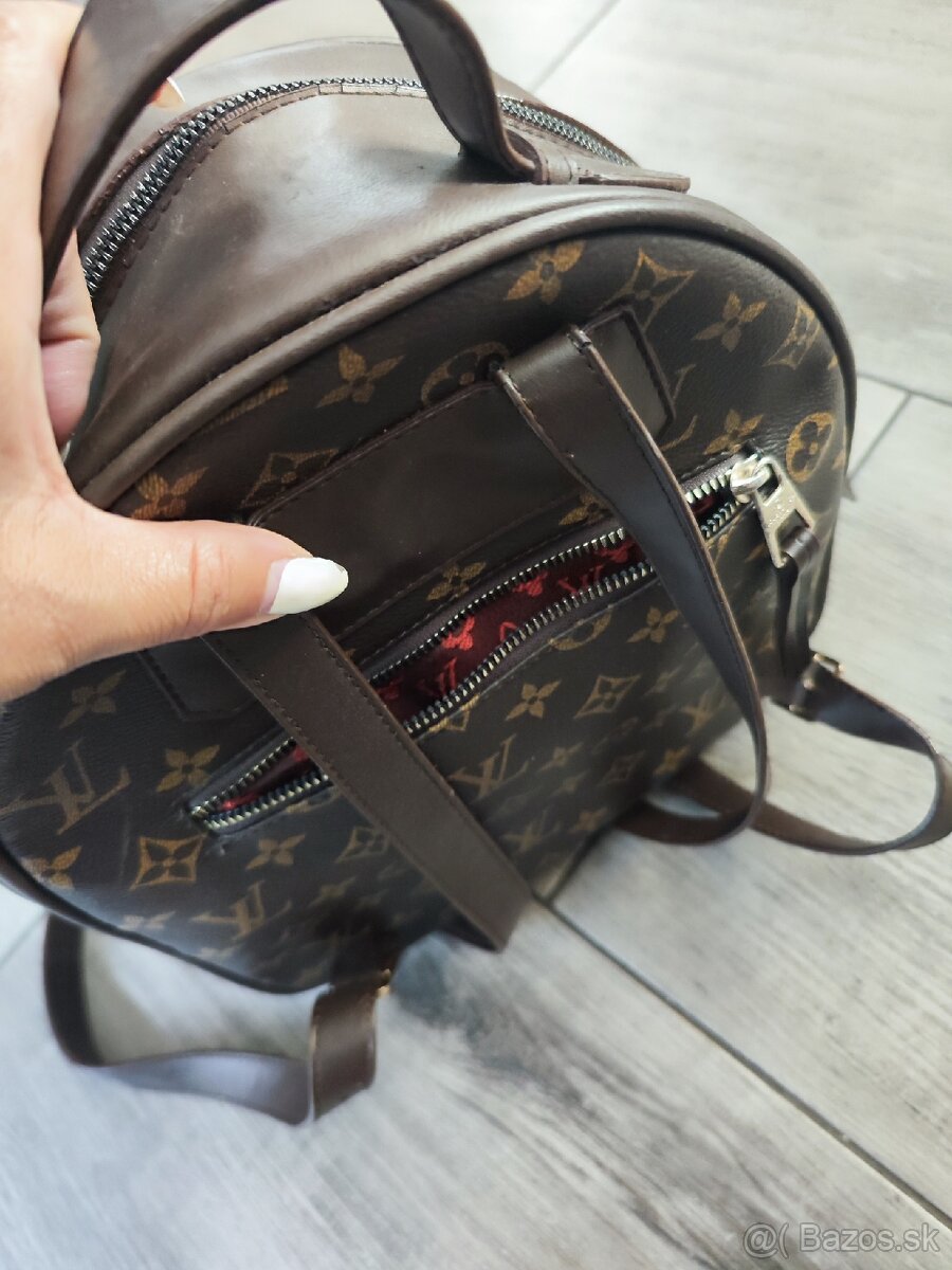 Hnedý dámsky ruksak - 7