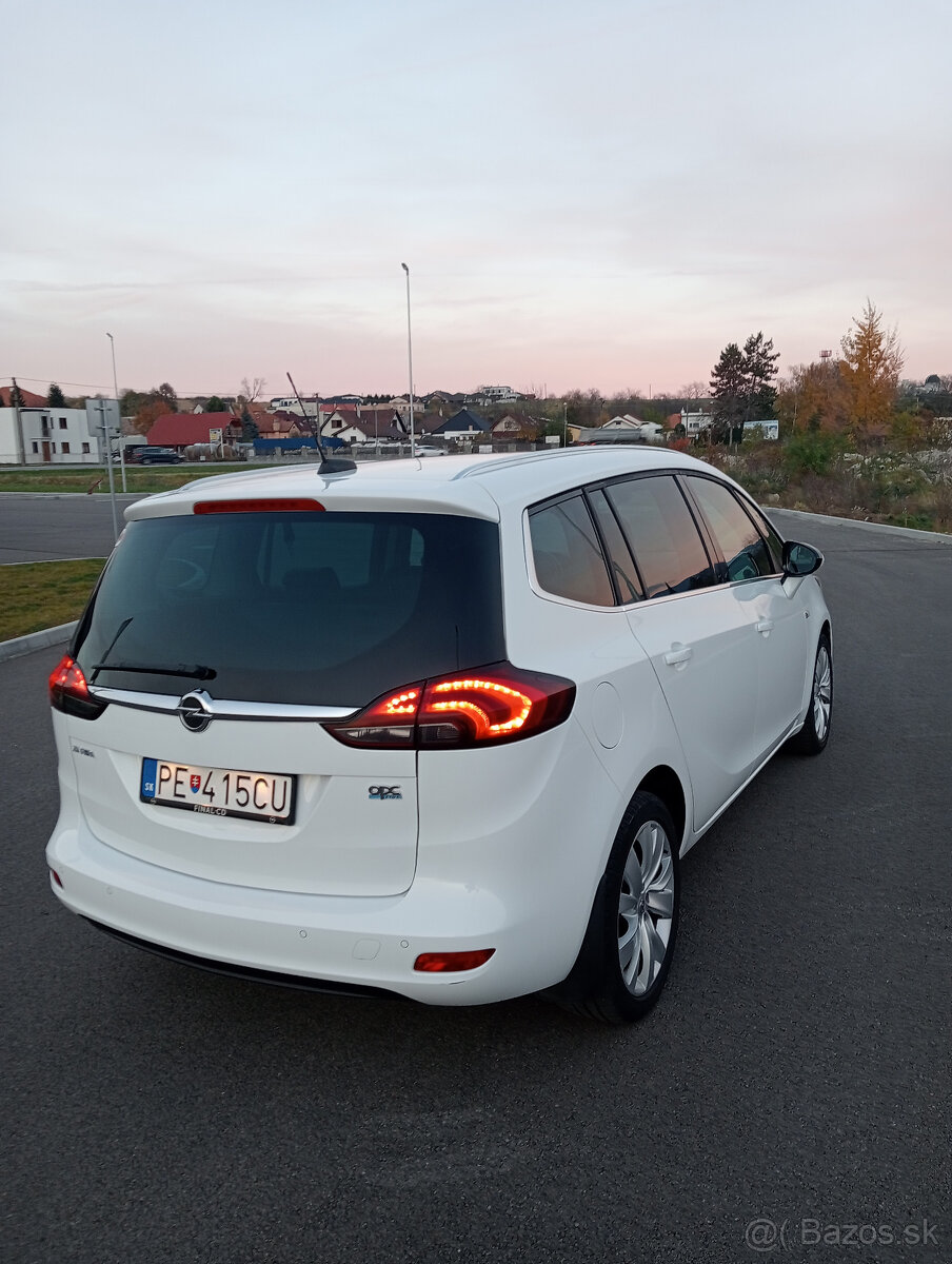 Opel Zafira - 7