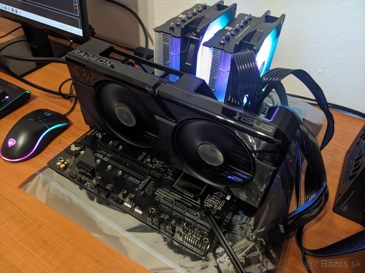 ASUS DUAL Radeon RX 7700 XT OC 12GB - 7