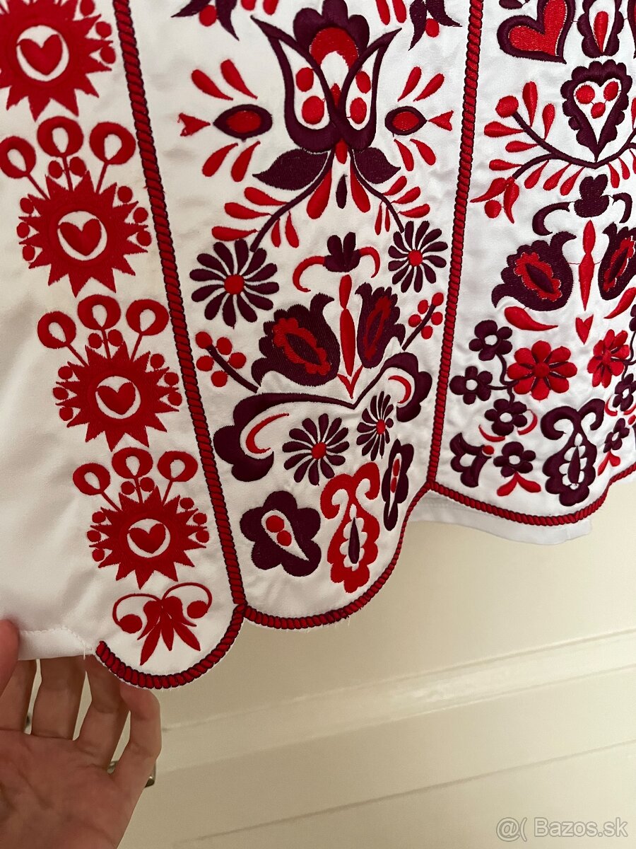 Šaty Slavianka, Jaroslava Wurll Kocanová - 7