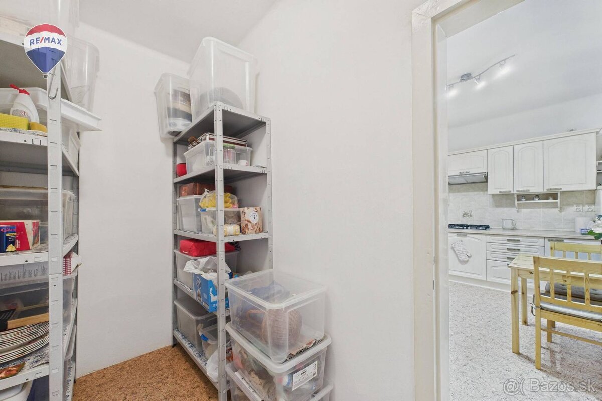 Rodinný dom s pohodlím, priestorom a potenciálom - 7