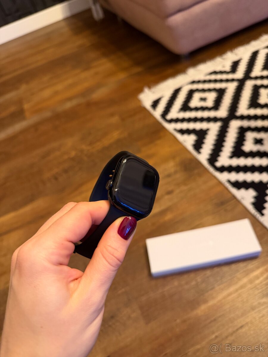 Apple Watch 10 42mm - čierne - 7