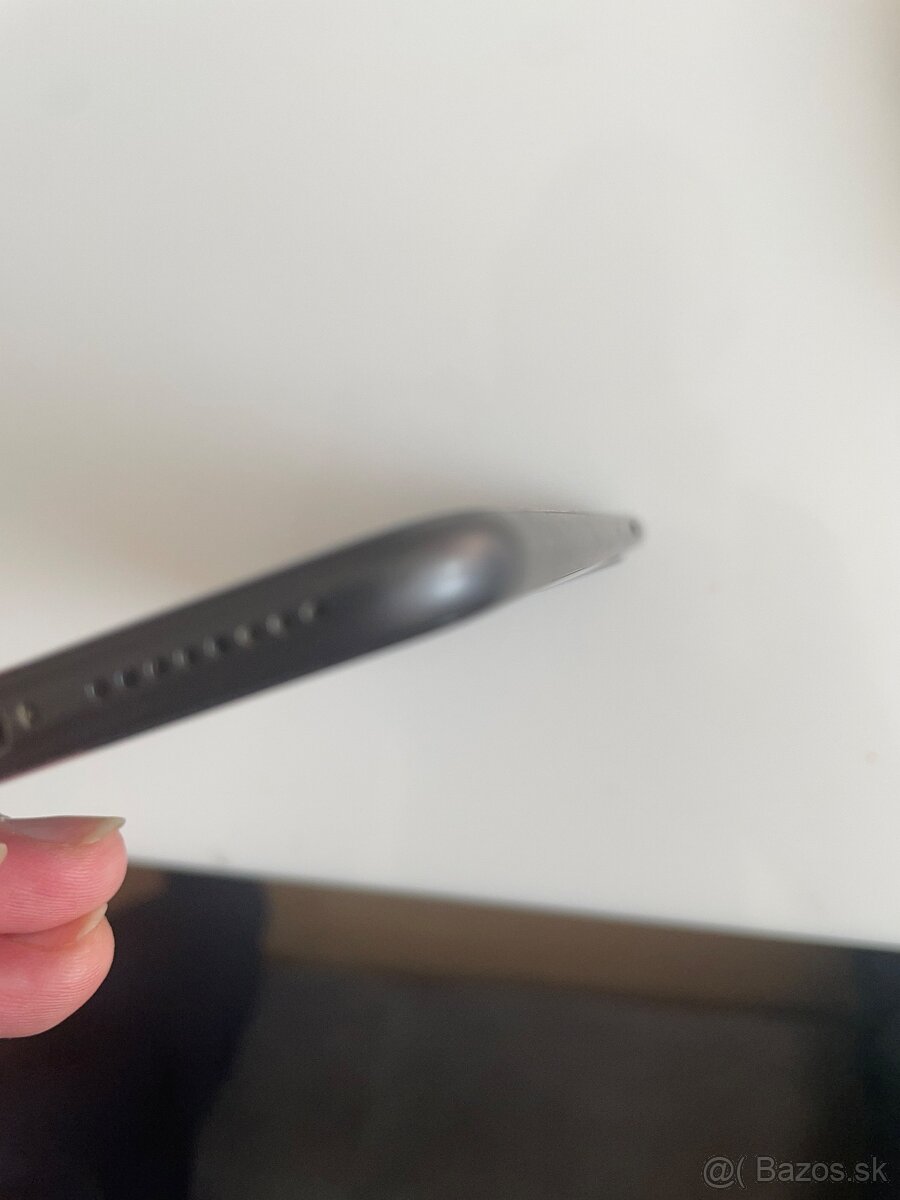 Predám IPhone 8 Plus 256 GB - 7