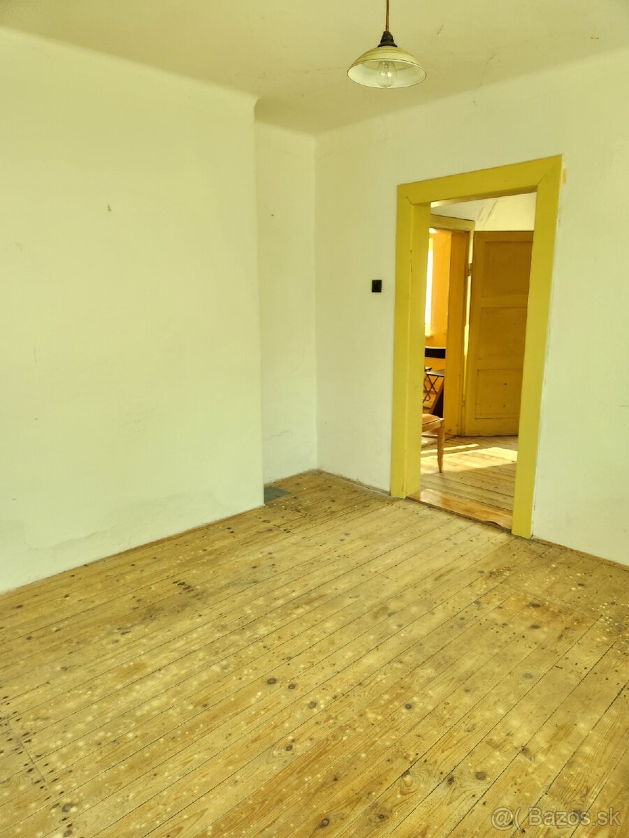 Rodinný dom Šárovce - 7