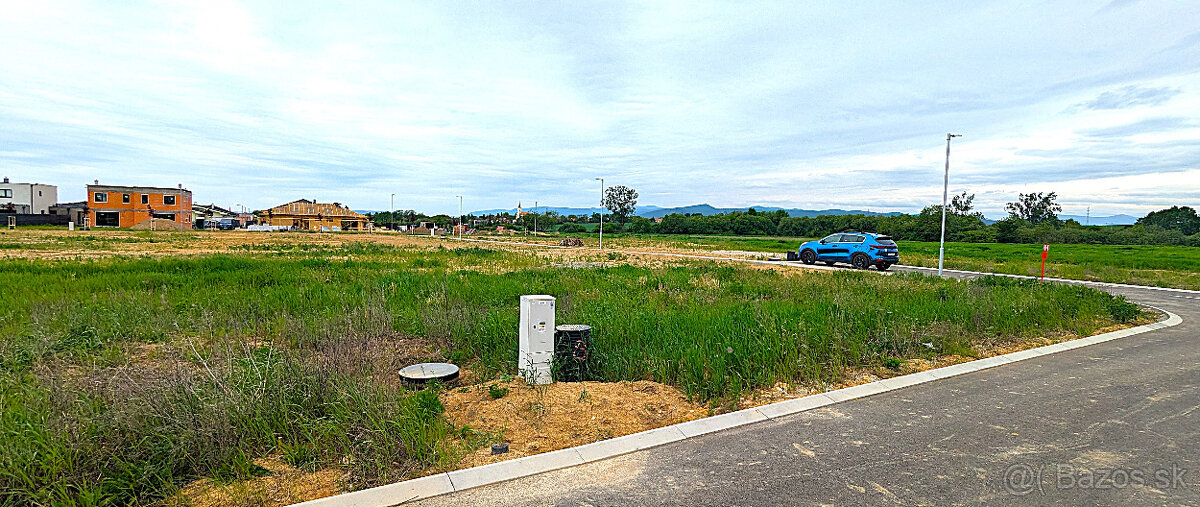 Stavebný pozemok Mokrance, 745m2, cca 21 km od Košíc - 7