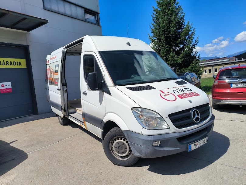 Prenájom dodávka skriňová Mercedes Sprinter - 7