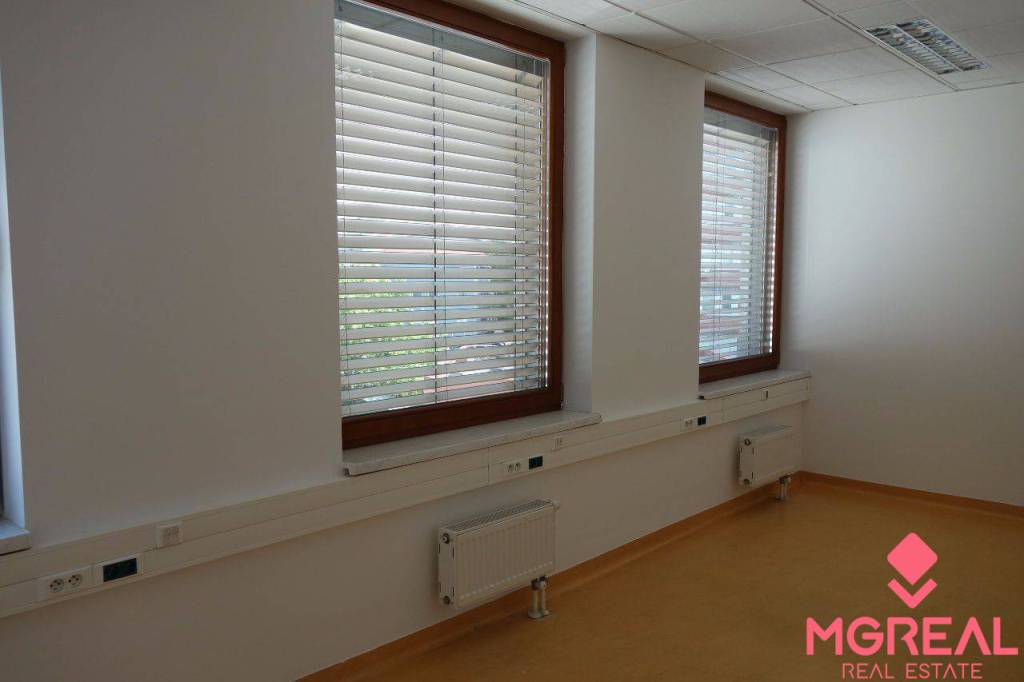 Administratívny celok 181m2, Nové Mesto, Kukuričná ul., park - 7