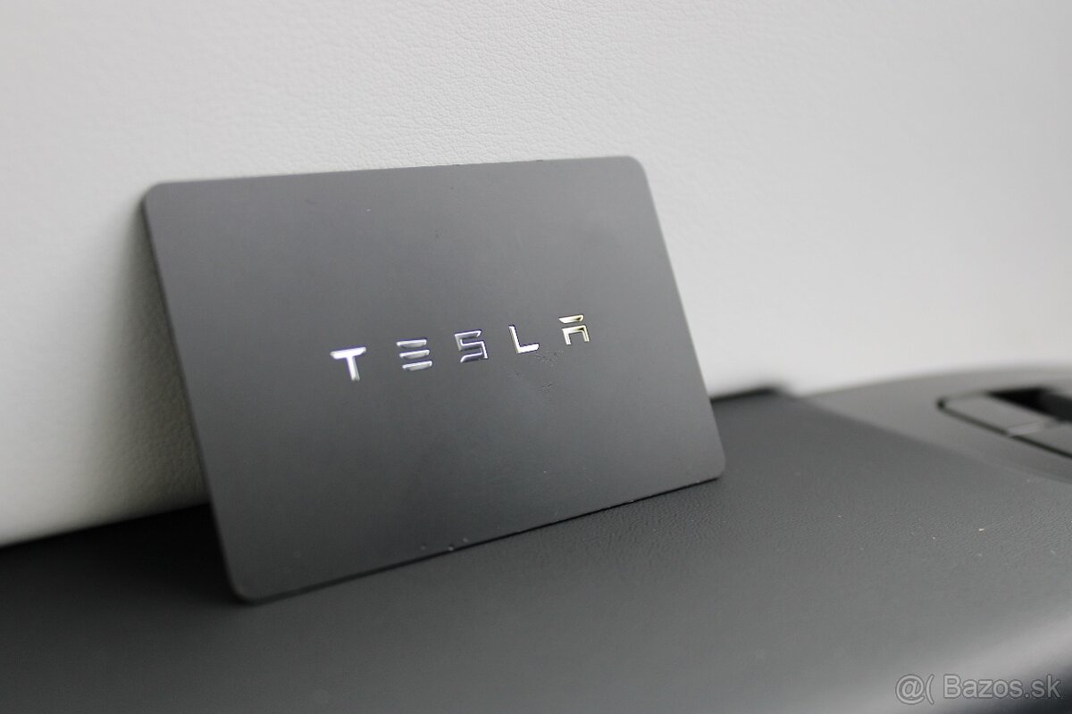 Dlhodobý prenájom – TESLA Model 3 Standard Range Plus (2019 - 7