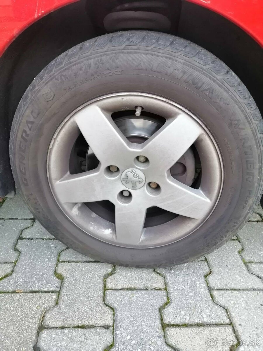 Peugeot 207 - 7