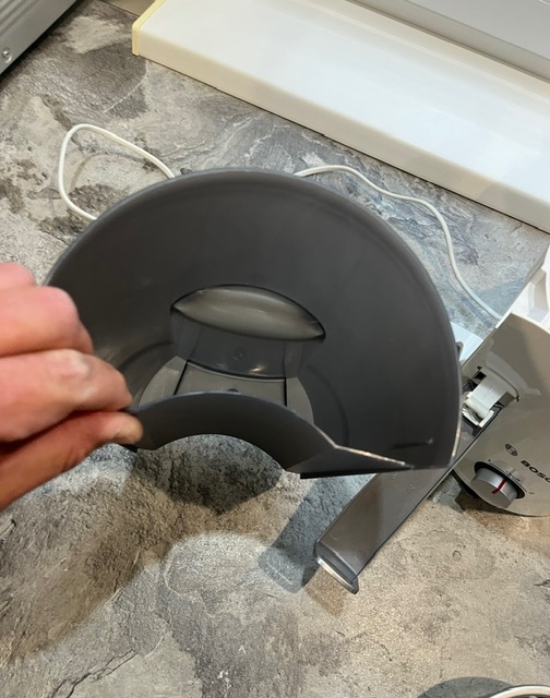 Odšťavovač Bosch MES25A0 700w Jujce2 - 7
