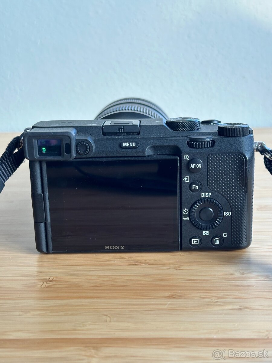 Sony A7C + Sigma 28-70mm f/2.8 Sony E - 7