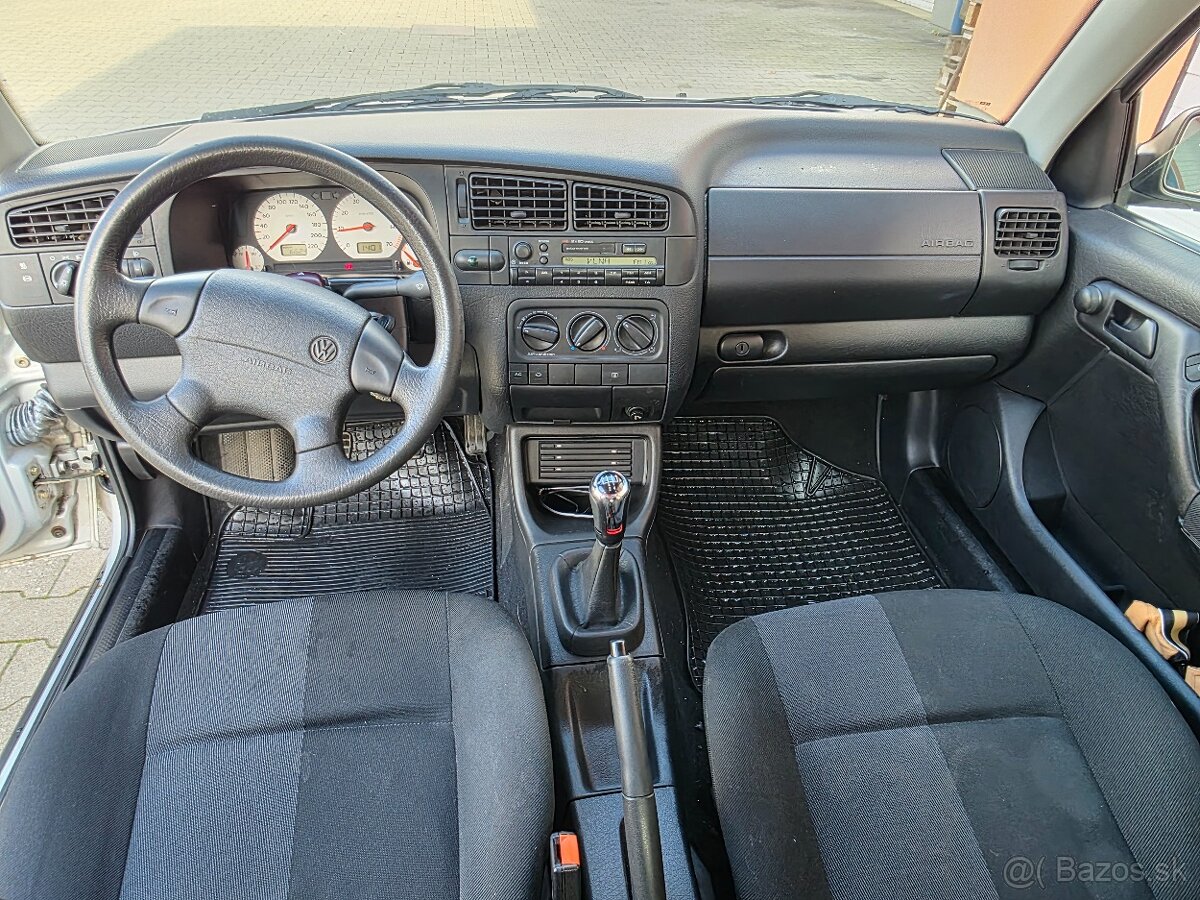 GOLF MK3 1,8 - 66 kw - 7