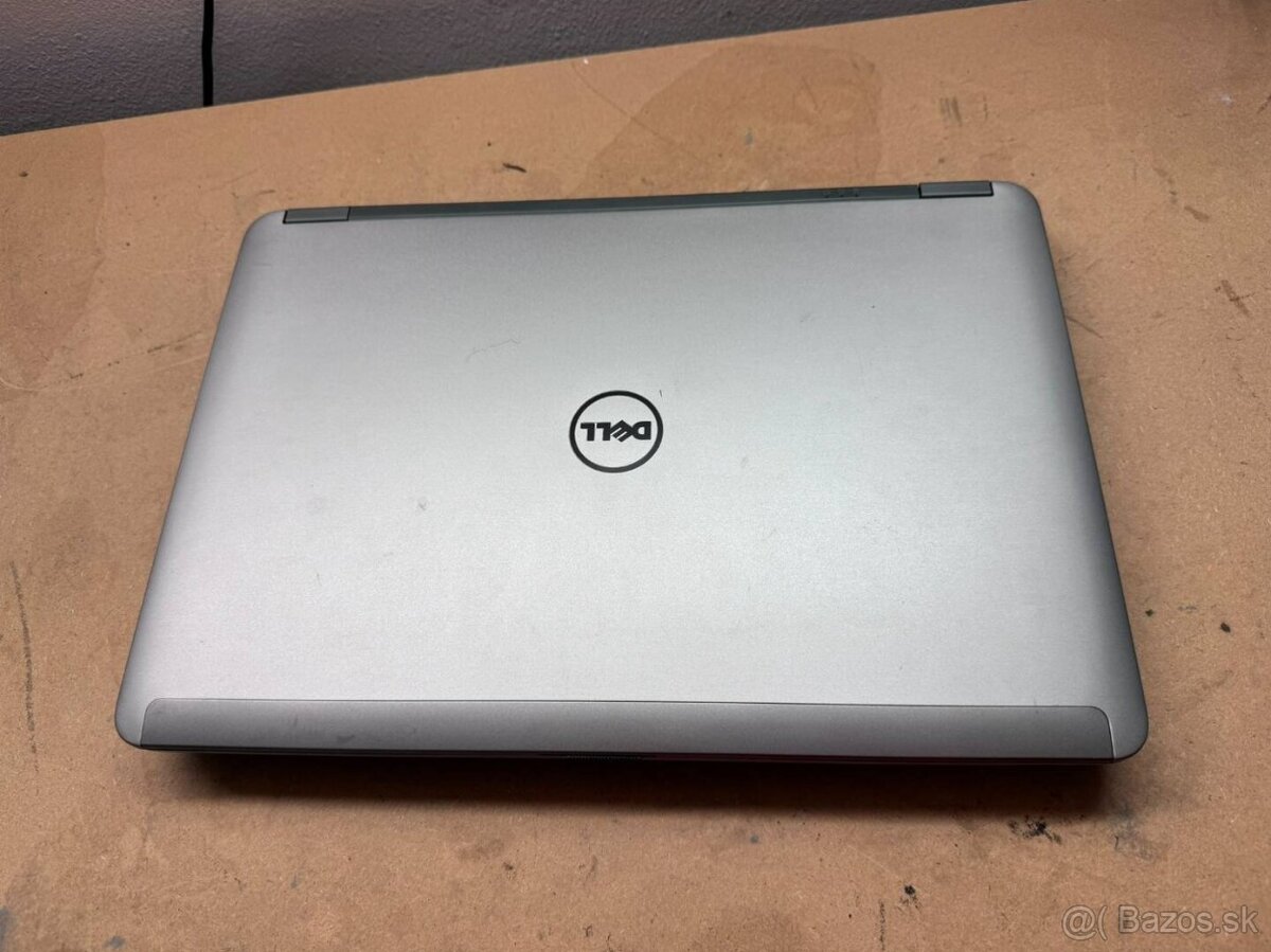 Predám pokazený notebook na náhradné diely zn.Dell e6440. - 7