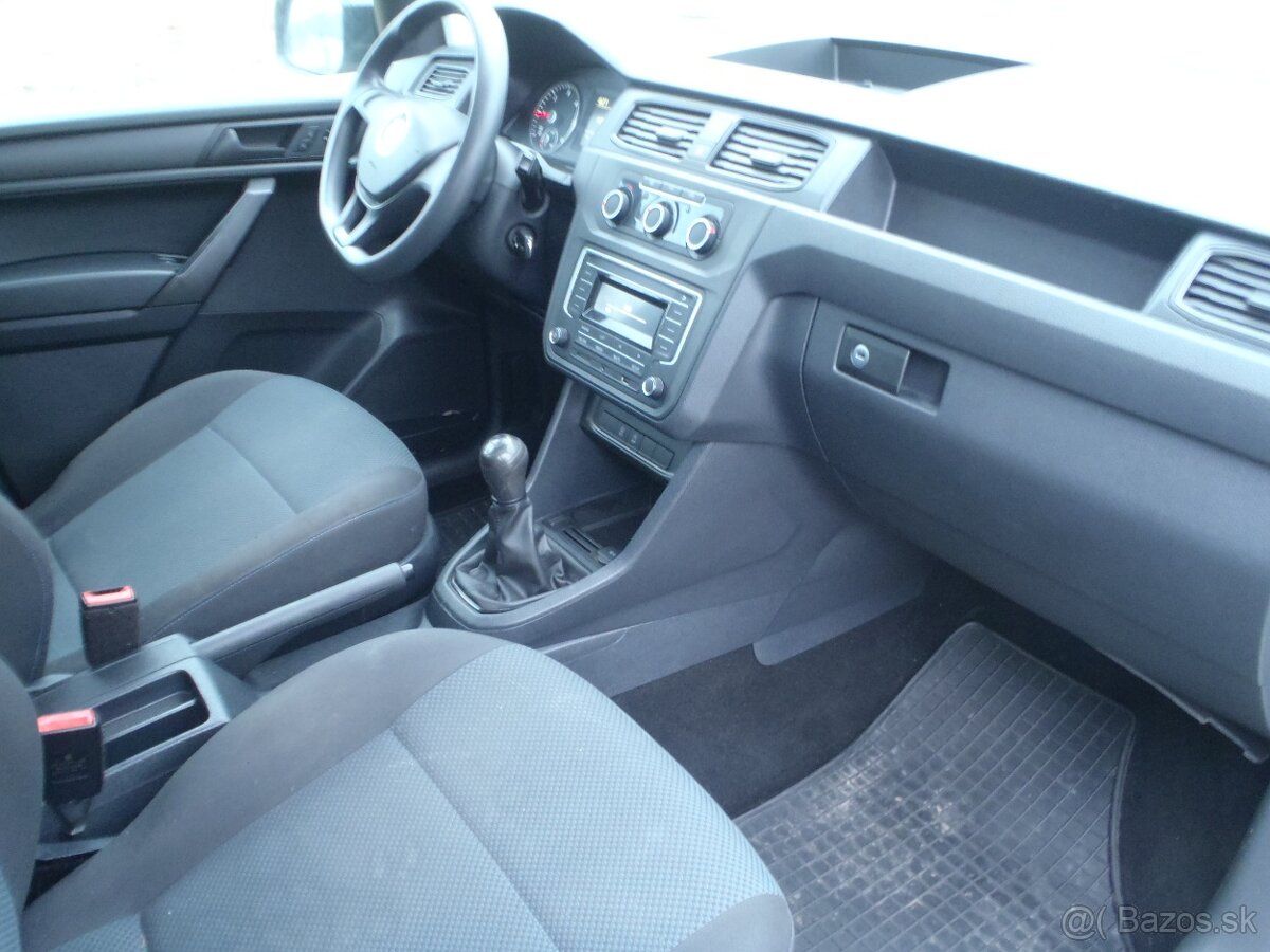 Volkswagen Caddy rok 2016 2,0 TDI 75kw - 7