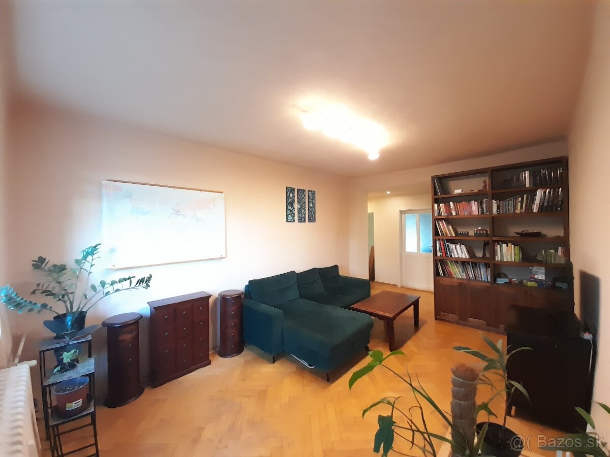 Na predaj 2 izbový byt, 56m2, sídl. Podhradová - 7
