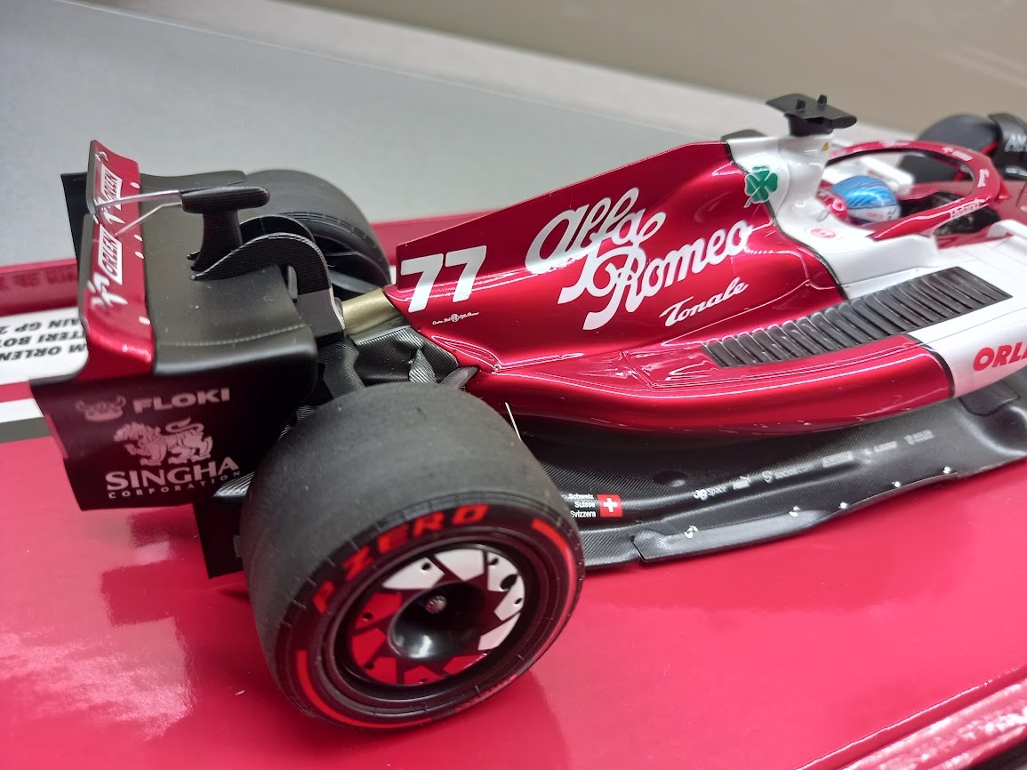 F1 ALFA ROMEO SAUBER C42 BOTTAS BAHRAIN 2022 MINICHAMPS 1:18 - 7