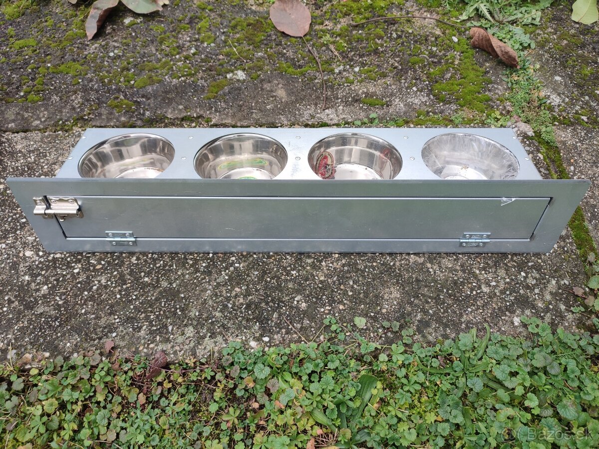 Kŕmne pulty výsuvné zinkované - 7