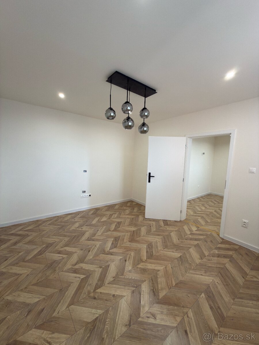 Na predaj 2-izbový, Sídlisko MIER, PREROBENÝ - 7