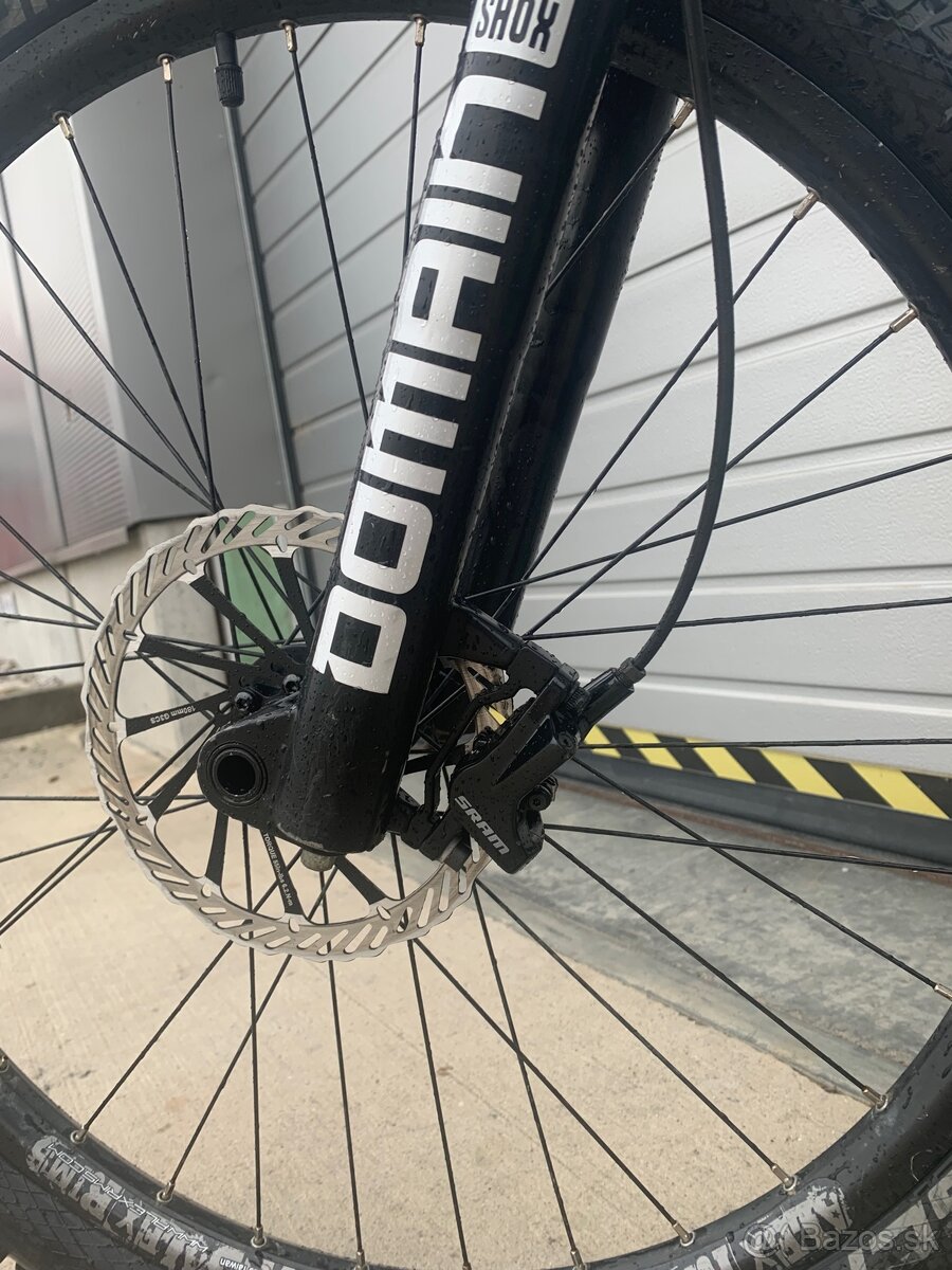 Horský downhill bicykel - 7