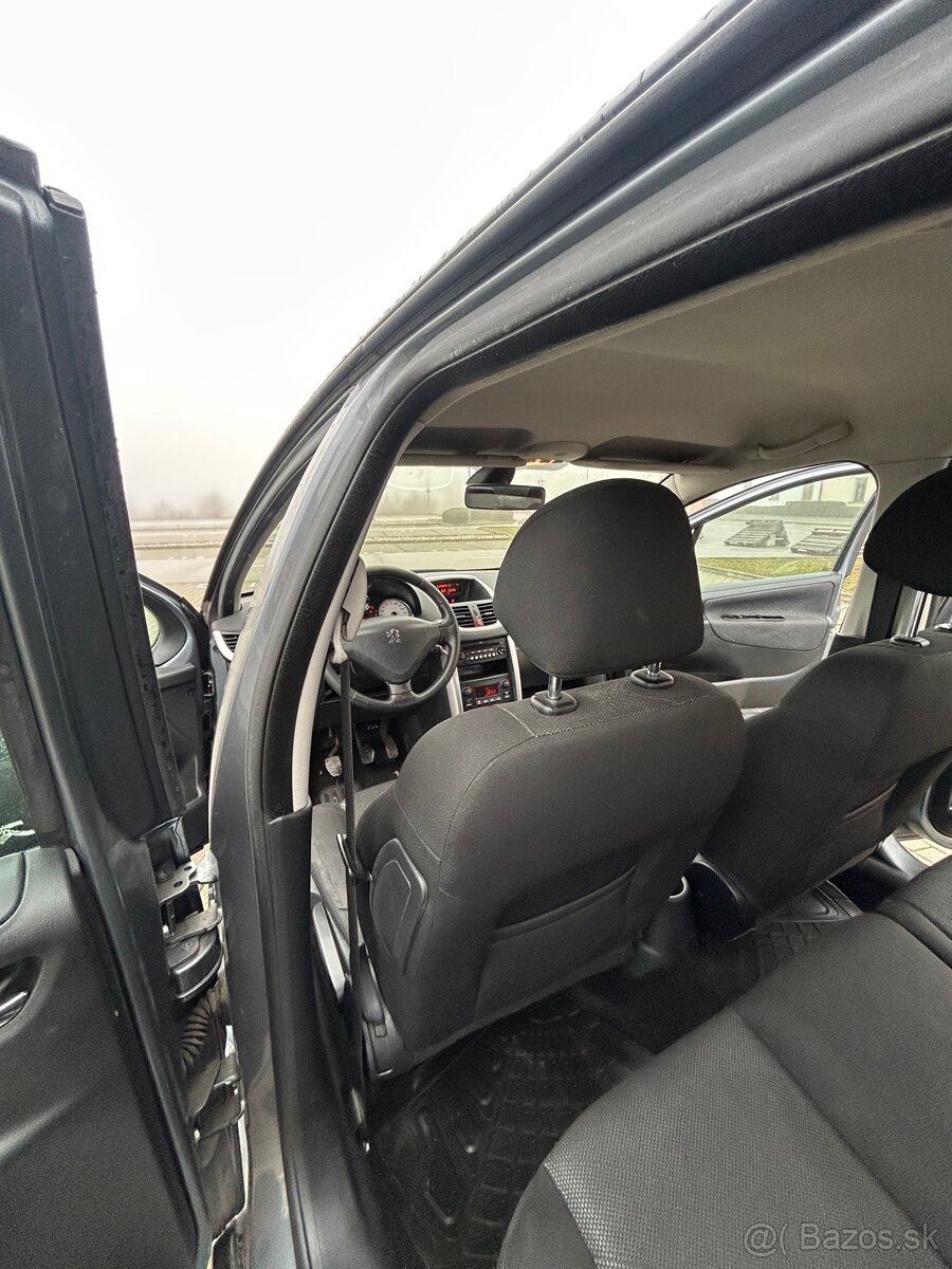 Peugeot 207 1.4 70kw - 7